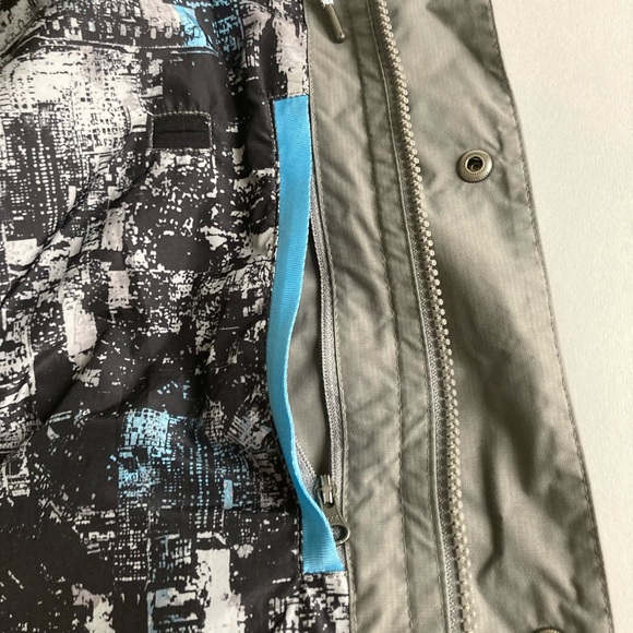 The North Face Grey Nylon Polyester Windbreak Waterproof Hood Parka Jacket Sz L - Picture 13 of 16